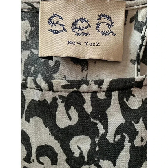 Sea New York Print Blouse Pleated with Crossover Open Back Accent Women's Large - Picture 6 of 6